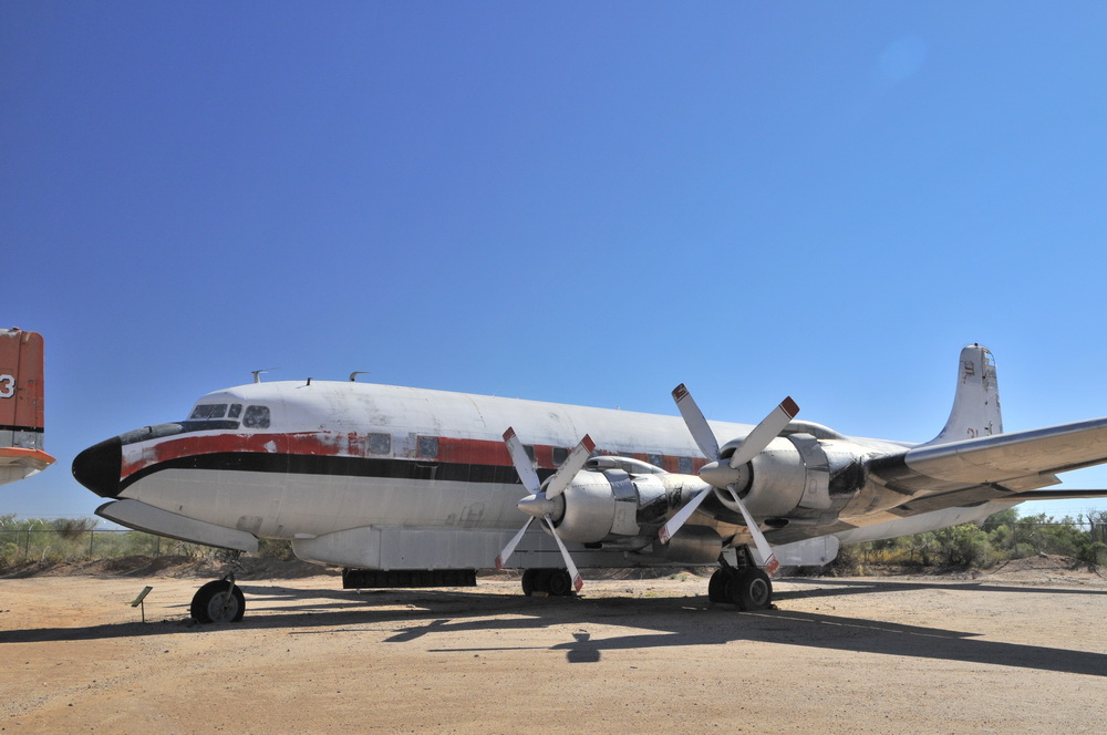 DOUGLAS DC-7B
