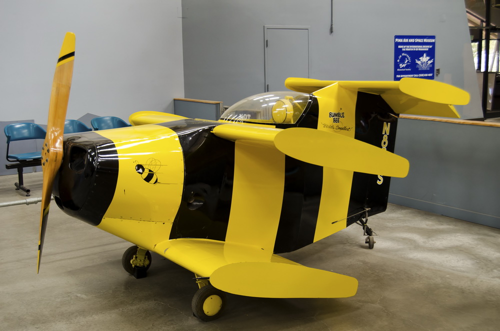 BUMBLE BEE